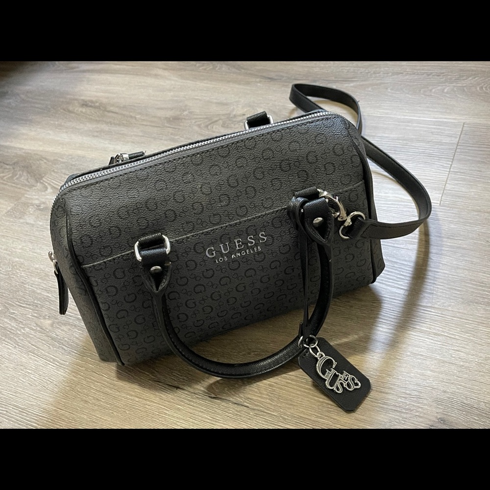 Guess purse